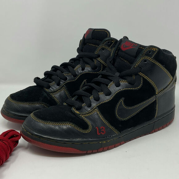 2004 Nike SB Dunk High Unlucky 13 Black Red 305050-001 Size US 9.5 - Picture 6 of 12